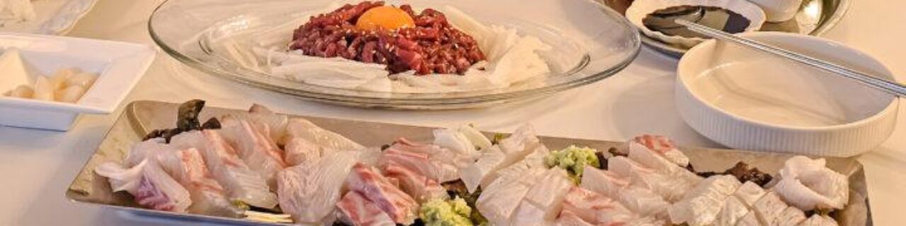 【韓国料理】鮮度と彩りを愉しむ！韓国式「お刺身＆ユッケ」の特徴とテーブルコーディネート術